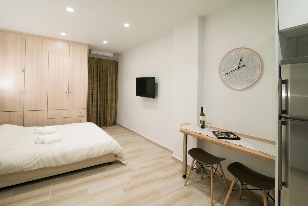 Lovely Central Studio! เอเธนส์ ภายนอก รูปภาพ